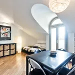 Casa Bodoni 3